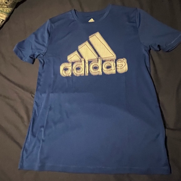 Adidas Tshirt - Picture 2 of 3